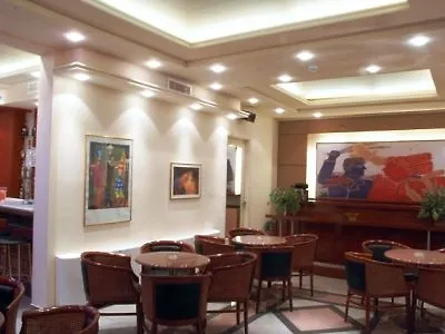 Hotel Olympos 2*